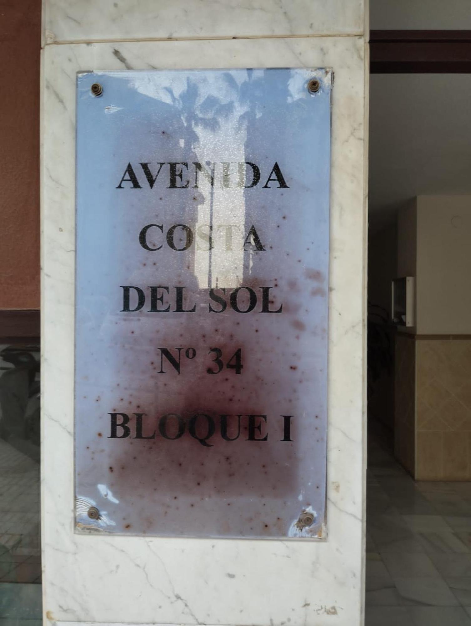 Room In Shared Apartment With Parking Almuñécar Kültér fotó